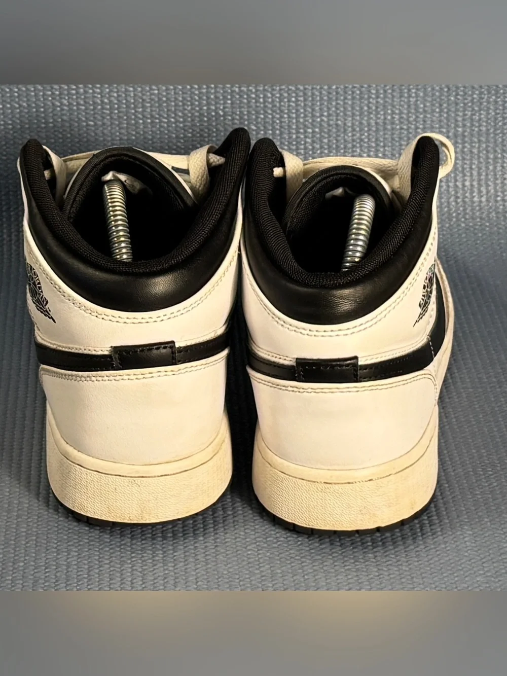 Nike Air Jordan 1 Mid Reverse Panda White Black Shoes DQ8423-132 Big Kid Size 7Y